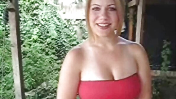 La stellina esotica Monica Sage si video sesso gratis amatoriale fa scopare all'aperto